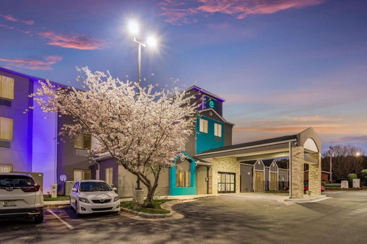 Clarion Pointe Wake Forest - Raleigh North Екстериор снимка