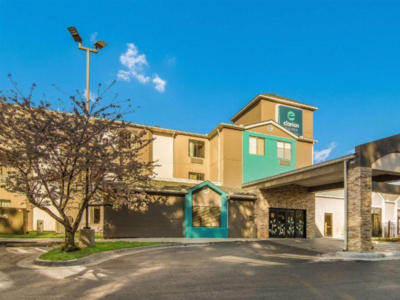 Clarion Pointe Wake Forest - Raleigh North Екстериор снимка