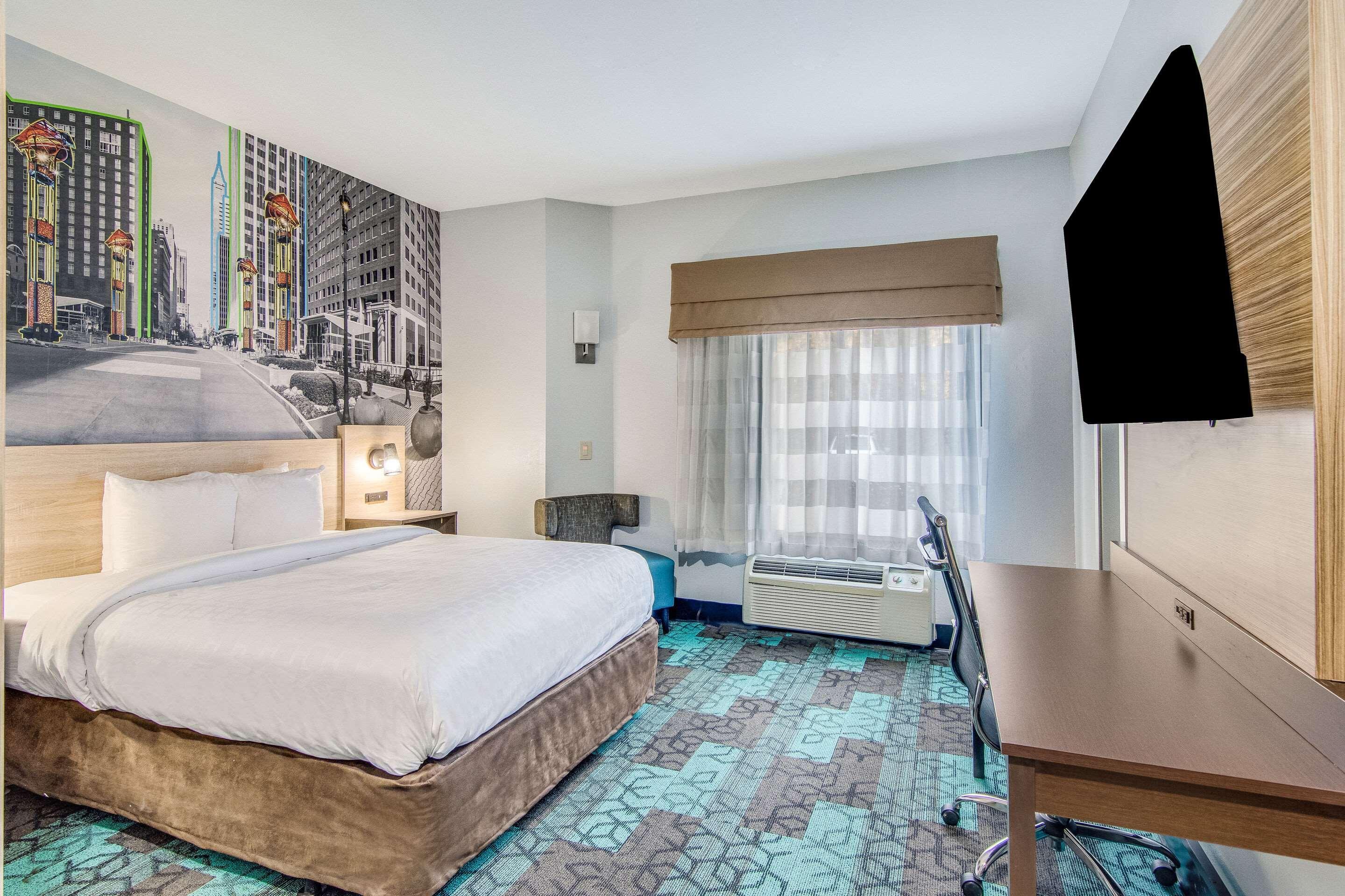 Clarion Pointe Wake Forest - Raleigh North Екстериор снимка