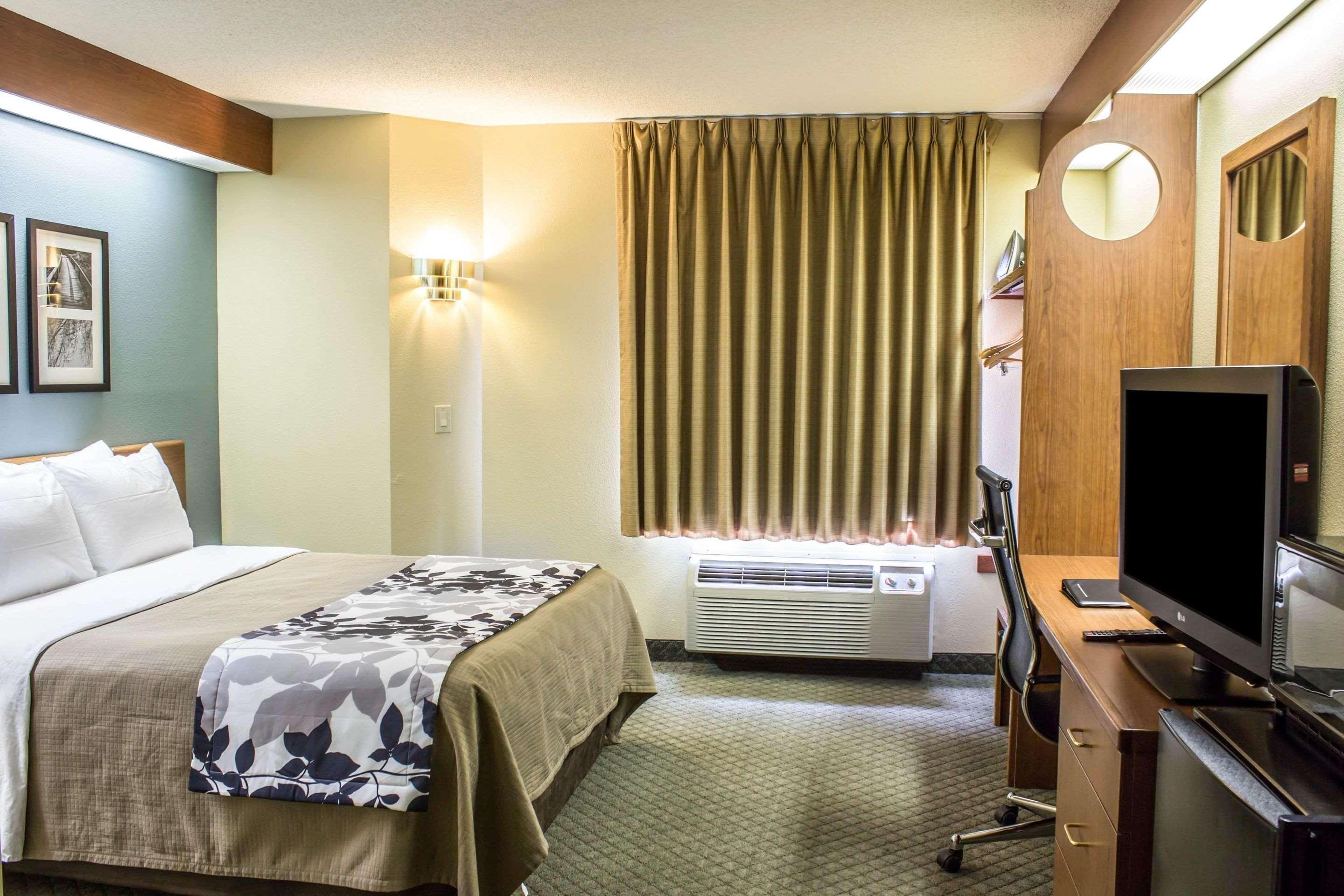 Clarion Pointe Wake Forest - Raleigh North Екстериор снимка