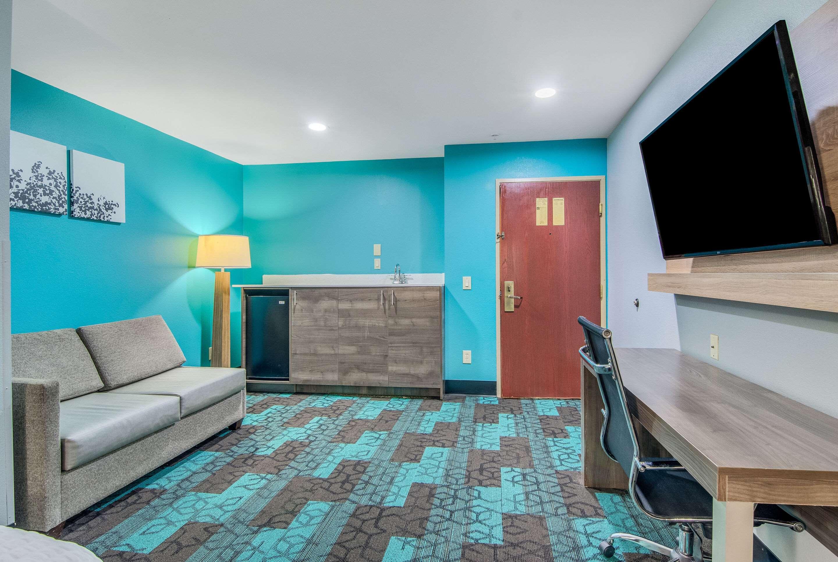 Clarion Pointe Wake Forest - Raleigh North Екстериор снимка