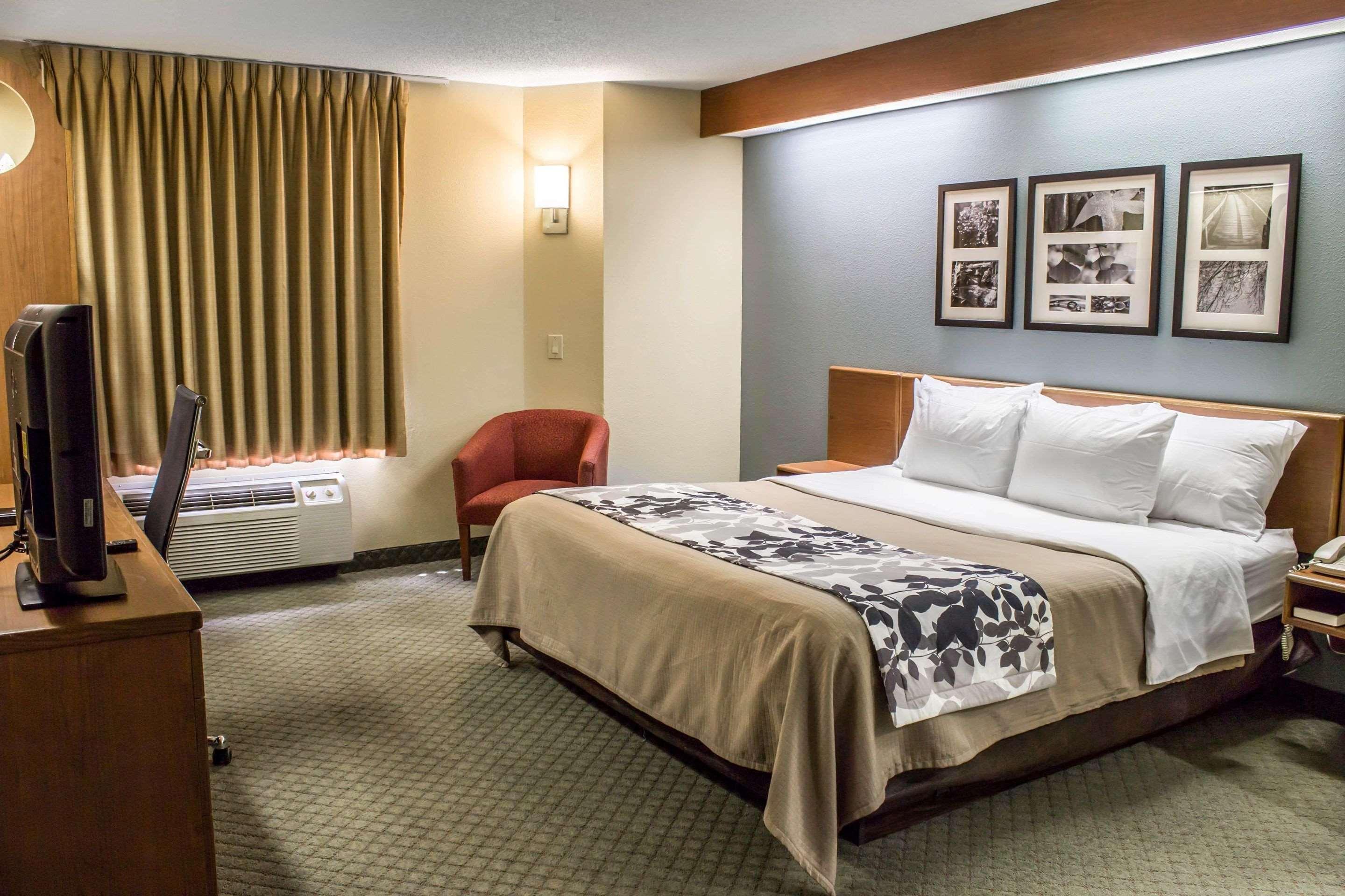 Clarion Pointe Wake Forest - Raleigh North Екстериор снимка