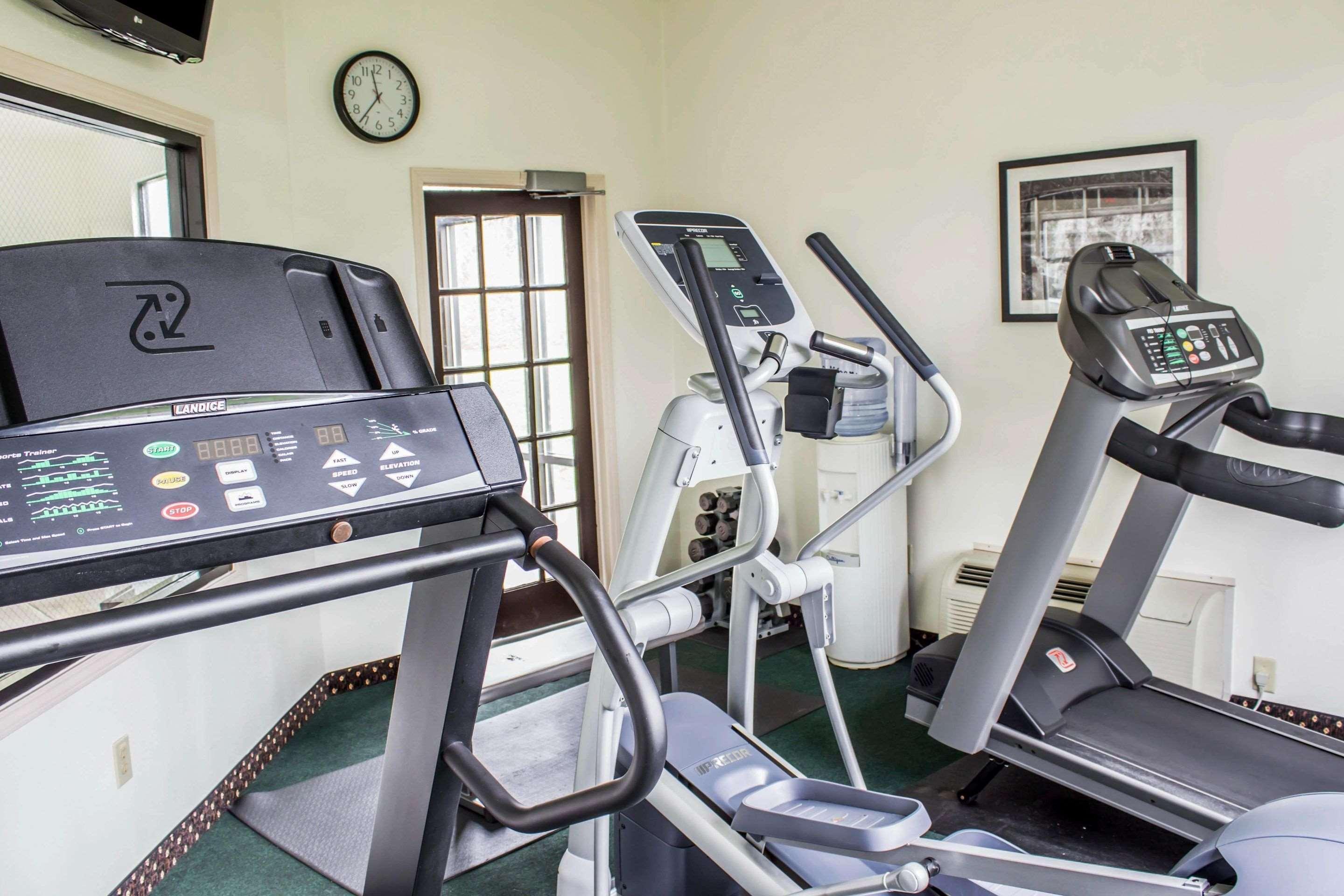 Clarion Pointe Wake Forest - Raleigh North Екстериор снимка
