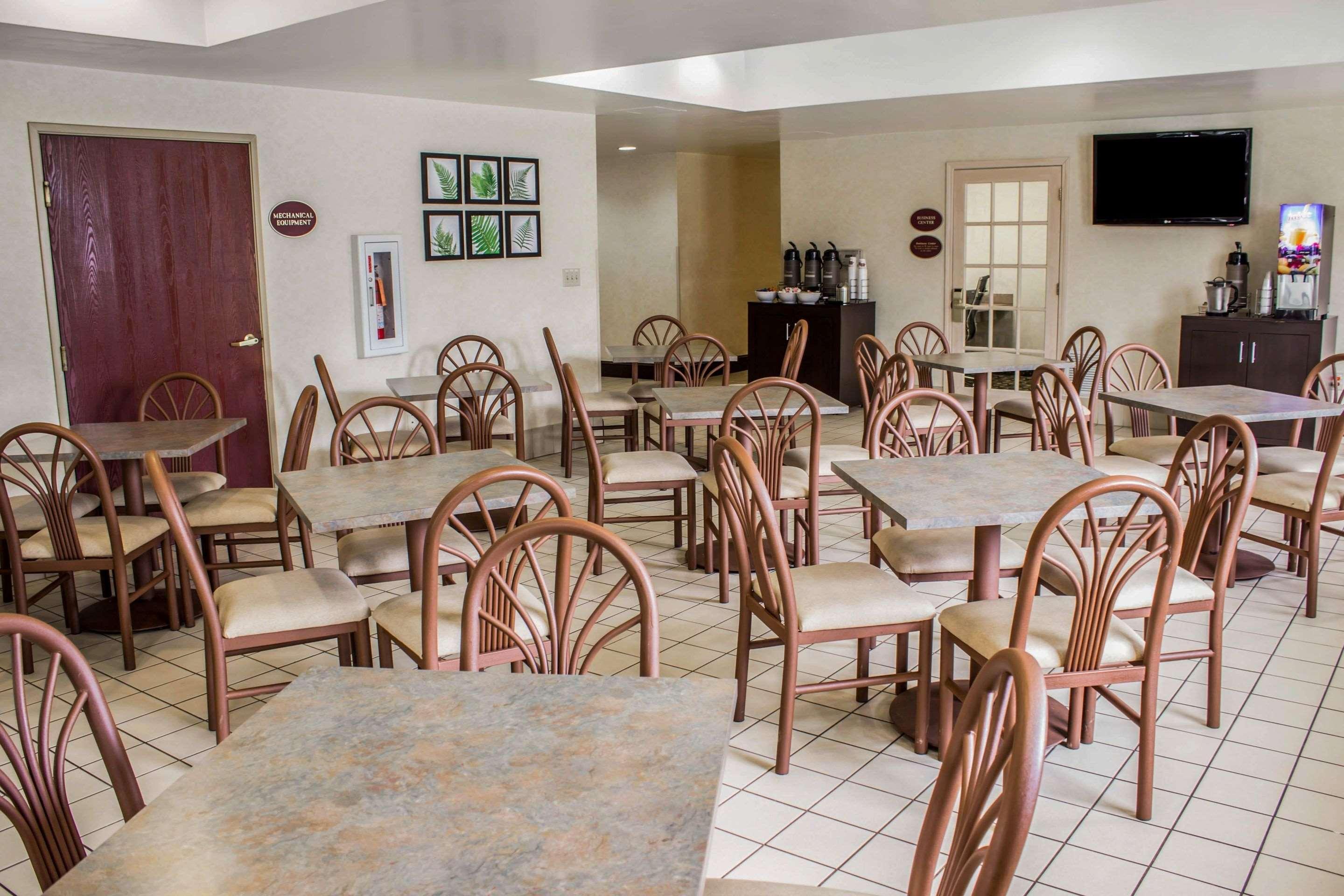 Clarion Pointe Wake Forest - Raleigh North Екстериор снимка